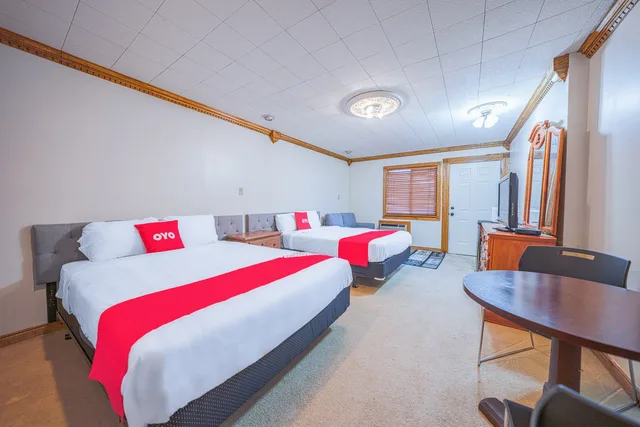 غرفة بسريرين كوين، OYO Hotel Portland OR near Airport 7/9