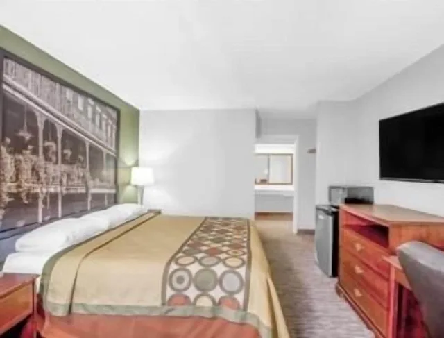 جناح بسرير كينج، Super 8 By Wyndham New Iberia 1/2
