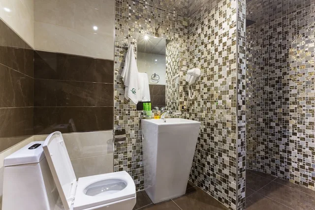 جناح عائلي بسريرين كوين بغرفتي نوم، Green Palace 1/2