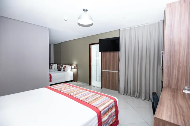غرفة عائلية بسرير مزدوج وسريرين منفصلين، PAIAGUAS PALACE HOTEL 9/10