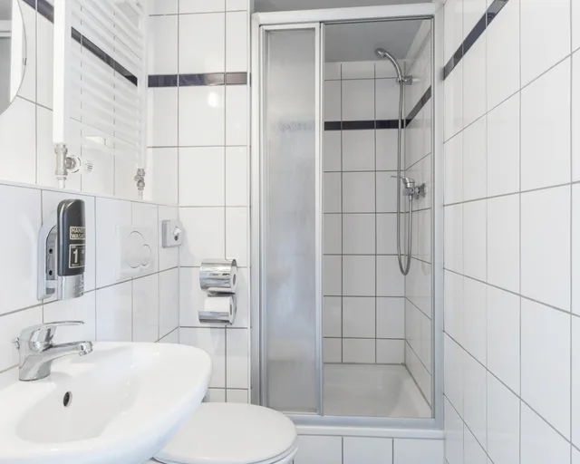 غرفة بـ6 غرف نوم، a&o Hamburg Reeperbahn 6/8