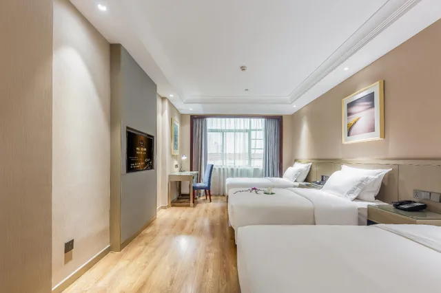 غرفة ثلاثية بثلاثة أسرّة، BYLAND STAR HOTEL 1/1