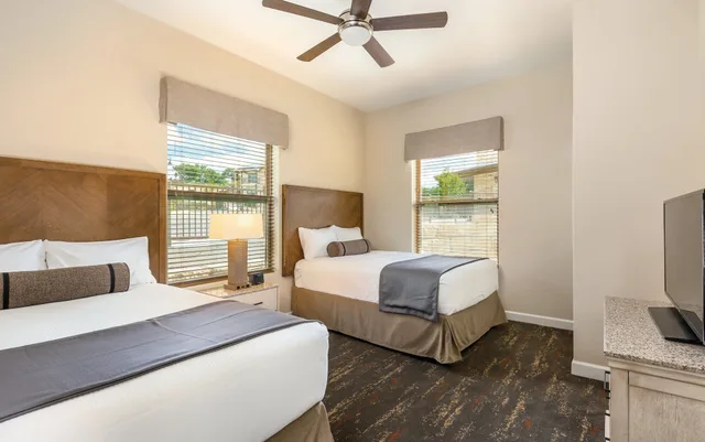 شقة سكنية رئاسية بسرير كينج وسريرين مزدوجين بغرفتي نوم مع أريكة، Worldmark Marble Falls 3/5