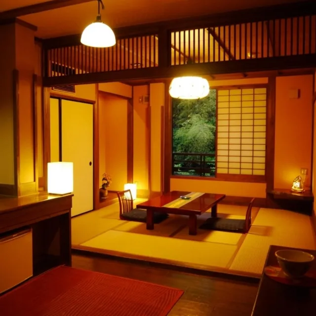غرفة يابانية اقتصادية، Ryokan Yumotoso 1/1