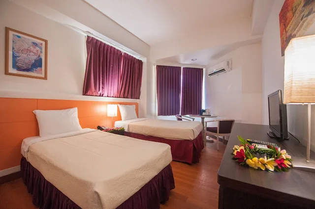 2 Bedrooms, Connecting, Family, 4 Beds, City View, Grand Plaza Hotel 2/3