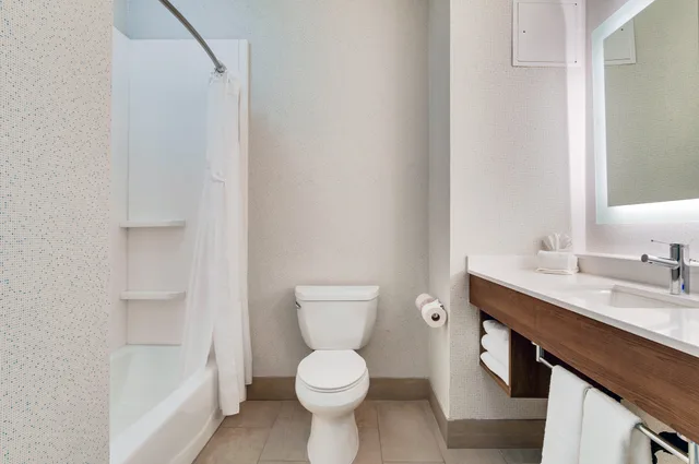 غرفة ديلوكس بسريرين كوين لذوي الإعاقة، Holiday Inn Express Hotel Suites Banning 3/5