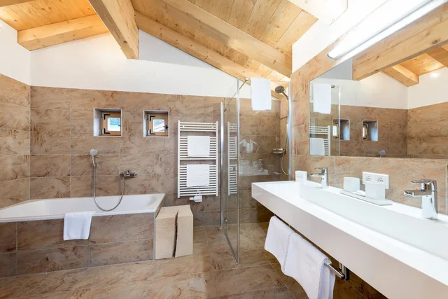 2 Bedrooms, Superior, Chalet, 1 Double and 1 Single Bed, Bunk Bed, Private Spa, Puradies 5/5