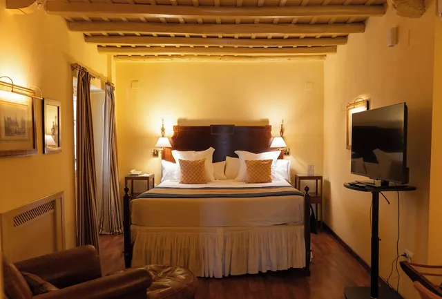 غرفة أساسية بسريرين منفصلين في الملحق، Las Casas De La Juderia Sevilla 4/10