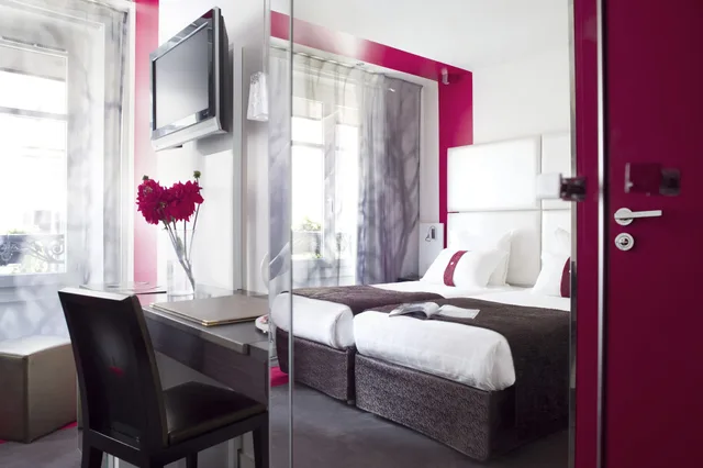Superior, Double or Twin Bed, Grand Hotel Saint Michel 5/7