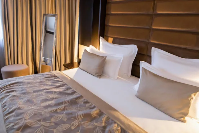 جناح سوبيريور بسرير كينج، Malak Regency Hotel 2/7