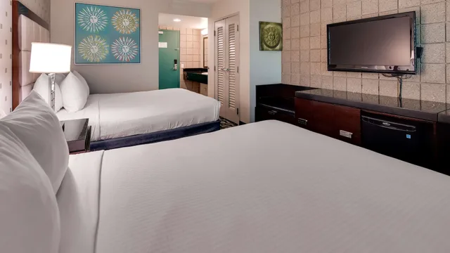 غرفة قياسية بسريرين كوين، Best Western Plus Sundial 1/5