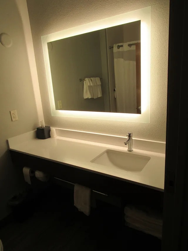 غرفة قياسية بسرير كينج، Holiday Inn Express and Suites Lincoln South 9/10