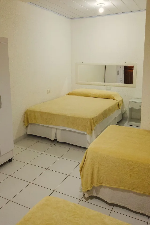 غرفة ديلوكس رباعية بأربعة أسرّة، HOTEL 5 SOIS 1/5