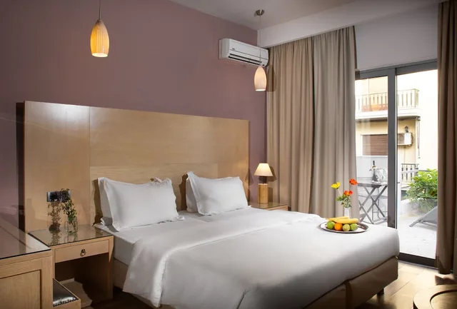 غرفة ديلوكس بسرير مزدوج، Areos Hotel 7/10