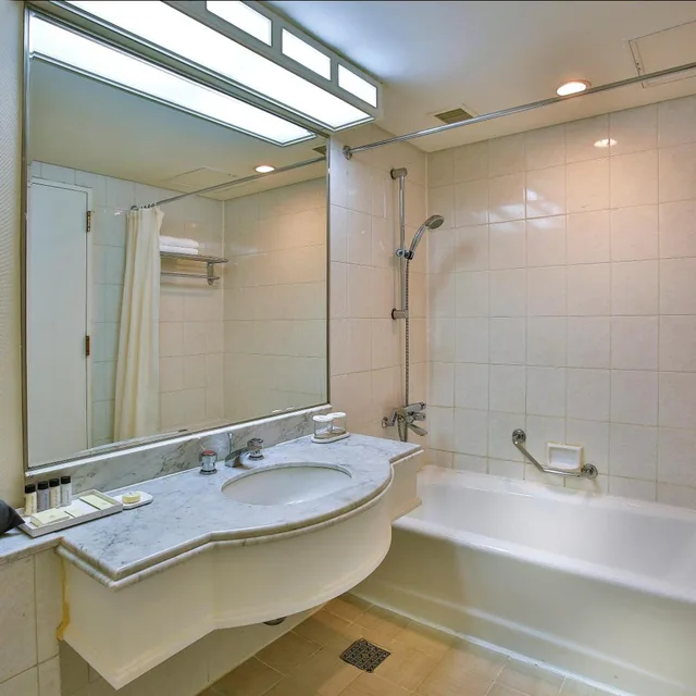 غرفة ديلوكس بسريرين منفصلين بإطلالة على الجبل، Hotel Hyundai By Lahan Mokpo 5/5