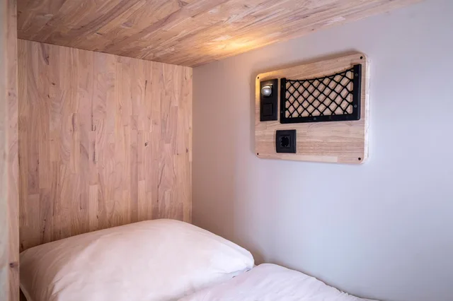 Mixed Dorm, 20 Beds، Amigo Hotel 3/7