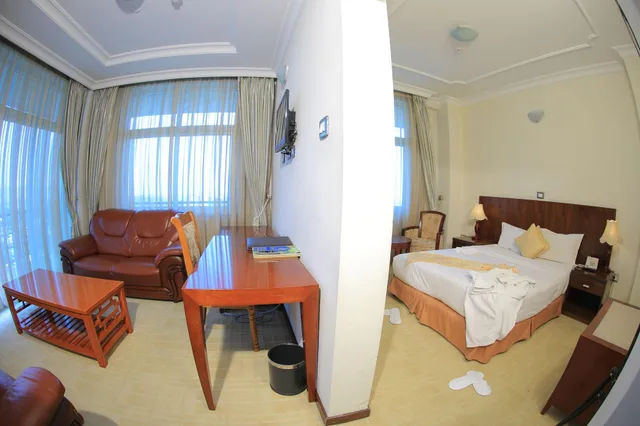 جناح، Sarem International Hotel 1/7