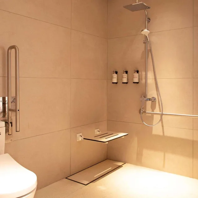 Superior, Accessible, AKI Hotel Hong Kong - MGallery Collection 2/5