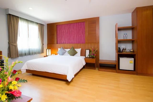 جناح تنفيذي بسرير مزدوج بإطلالة على المدينة، Elite Suites Patong 9/10