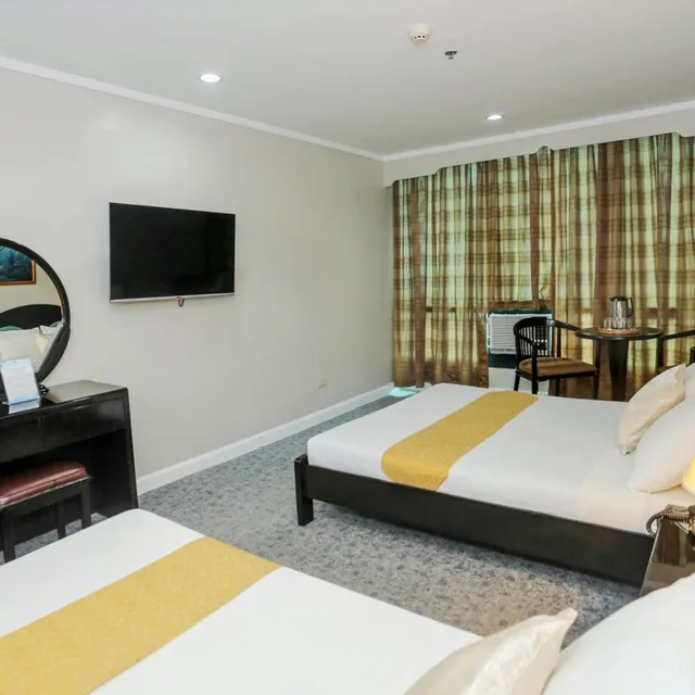 جناح ديلوكس، Holiday Plaza Hotel 1/9