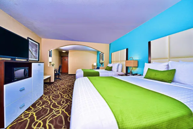 جناح بسريرين كوين لذوي الإعاقة، Best Western Savannah Airport Inn & Suites 4/7