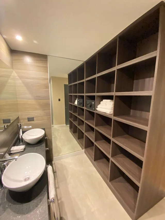 غرفة رباعية بثلاثة أسرّة، Canal Beagle Hotel 6/6