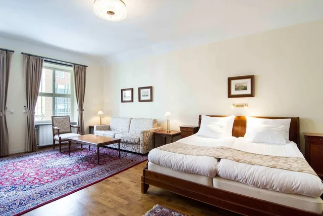غرفة رباعية، Mayfair Hotel Tunneln 1/3