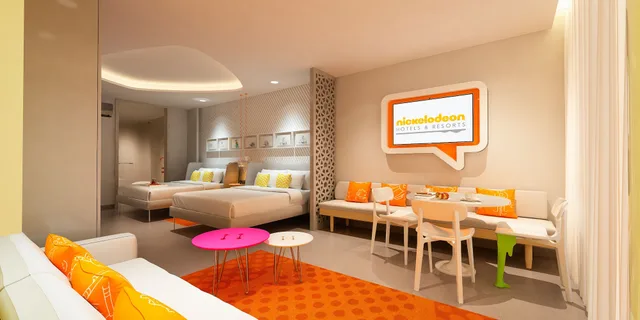 Swim-Up Oceanfront Pool Deck Level Queen Suite, Nickelodeon Hotels and Resorts Riviera Maya All Inclusive 6/10