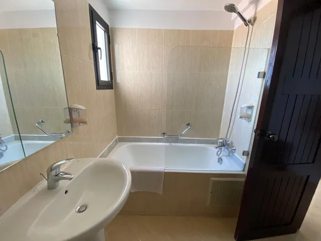 غرفة بسرير مزدوج، Azur Hotel 6/7
