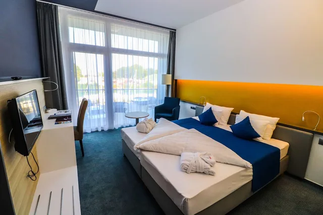 غرفة سوبيريور بسرير مزدوج، Hotel Yacht Wellness & Business 7/10