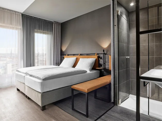 غرفة قياسية بسرير مزدوج، H2 Hotel Saarbrucken 4/10