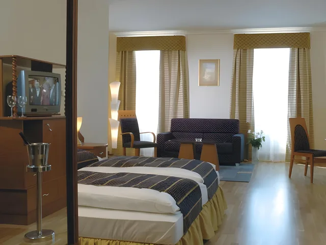 غرفة ديلوكس بسرير مزدوج، Grand Zvon 1/2
