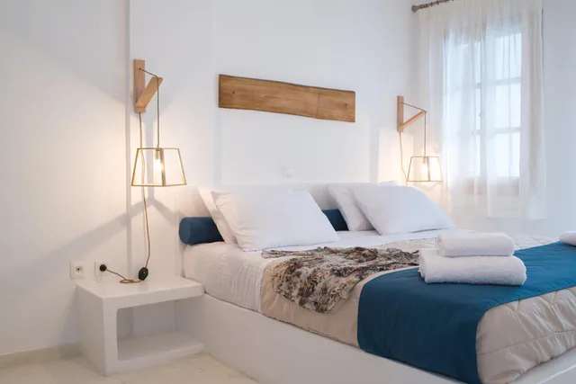 1 Bedroom, Suite, Lateral Side Sea View، Santorini Crystal Blue 6/10
