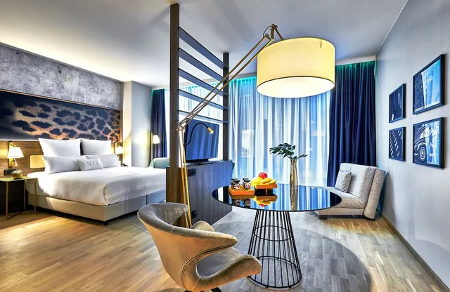 Space, Superior, Twin Beds، Nyx Hotel Warsaw By Leonardo Hotels 1/5