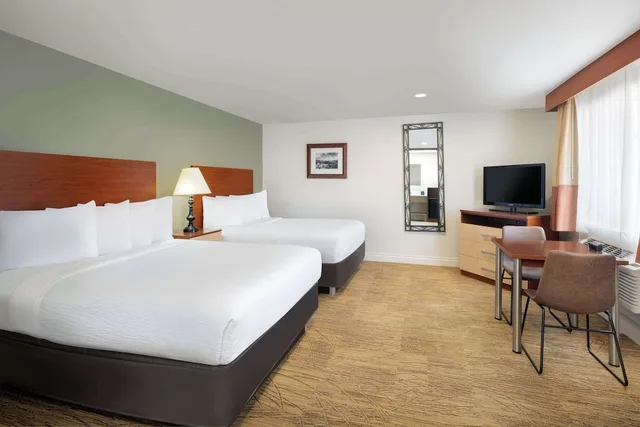 غرفة قياسية بسريرين كوين، Best Western Red Hills 1/10