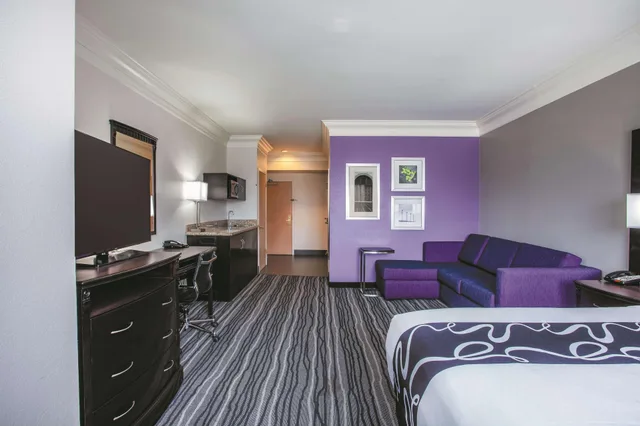 جناح بسرير كينج، La Quinta Inn & Suites by Wyndham Dublin - Pleasanton 1/2