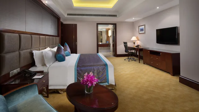 جناح بسرير كينج بغرفة نوم واحدة في طابق مرتفع، Crowne Plaza Deqing Moganshan 3/5