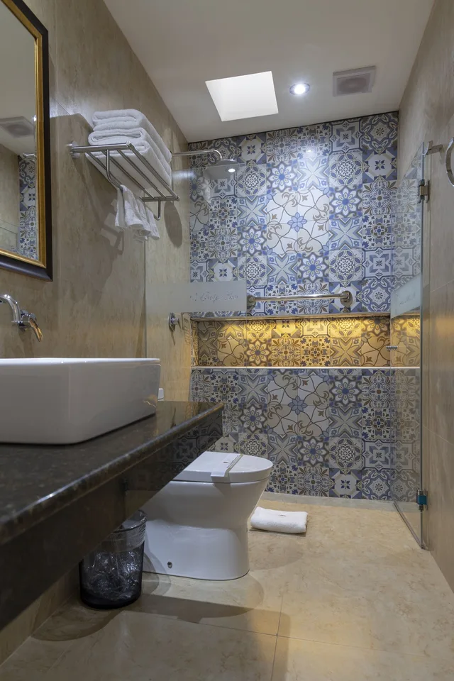 غرفة قياسية رباعية بسرير مزدوج وسريرين منفصلين، Hotel Rojas 5/9