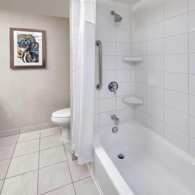 غرفة بسرير كينج مع أريكة، Fairfield Inn And Suites By Marriott Toronto Brampton 2/5