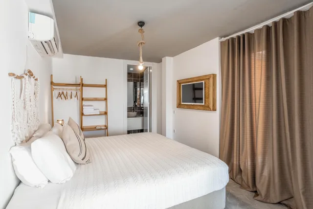 غرفة ديلوكس بسرير مزدوج، La Brezza Beach & Hotel Yalikavak 7/10