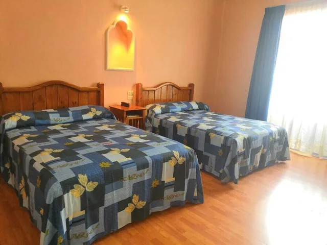 Basic, Quadruple, 2 Double Beds, Hotel de Talavera 3/10
