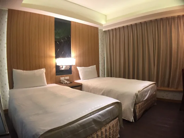 غرفة ديلوكس بسريرين منفصلين، Paris Business Hotel 2/7