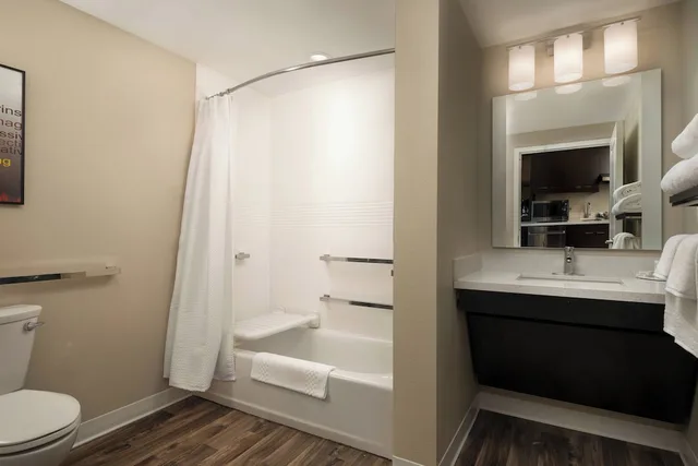 جناح بسرير كوين مع أريكة، TownePlace Suites by Marriott Memphis Olive Branch 6/6