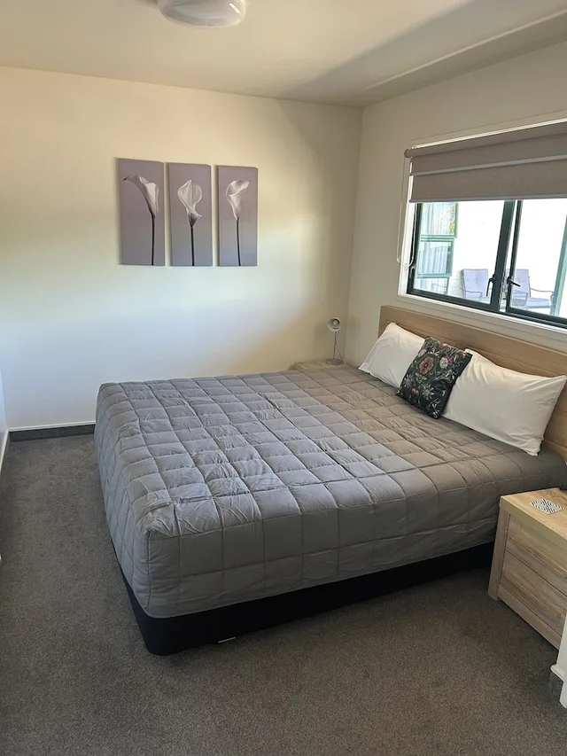 جناح بسريرين كينج بغرفتي نوم بمطبخ صغير، Coromandel Court Motel 2/4