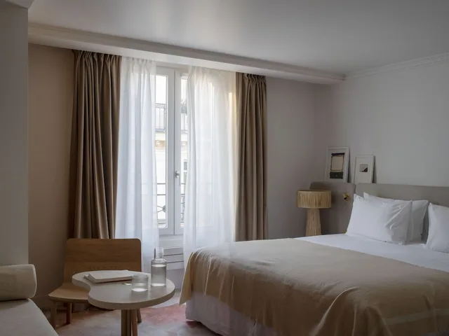 غرفة ديلوكس بسريرين منفصلين في الطابق الأرضي لذوي الإعاقة، Hotel Nuage Paris 8 2/4