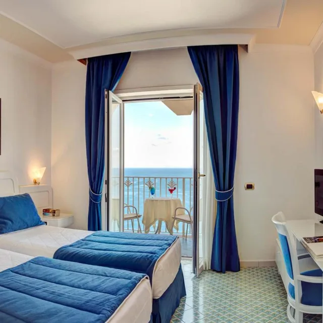 غرفة سوبيريور بسرير مزدوج، Grand Hotel Riviera 2/7