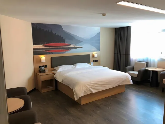 غرفة سوبيريور بسرير كوين، Thank Inn Plus Hotel Yunnan Honghe Gejiu City Renmin Road 2/3