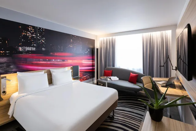 غرفة تنفيذية مع أريكة، Novotel Bordeaux Centre 2/6