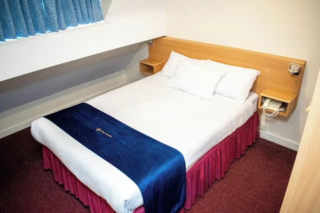 غرفة قياسية بسرير مزدوج، Royal Square Hotel - NEC & Birmingham Airport 3/10