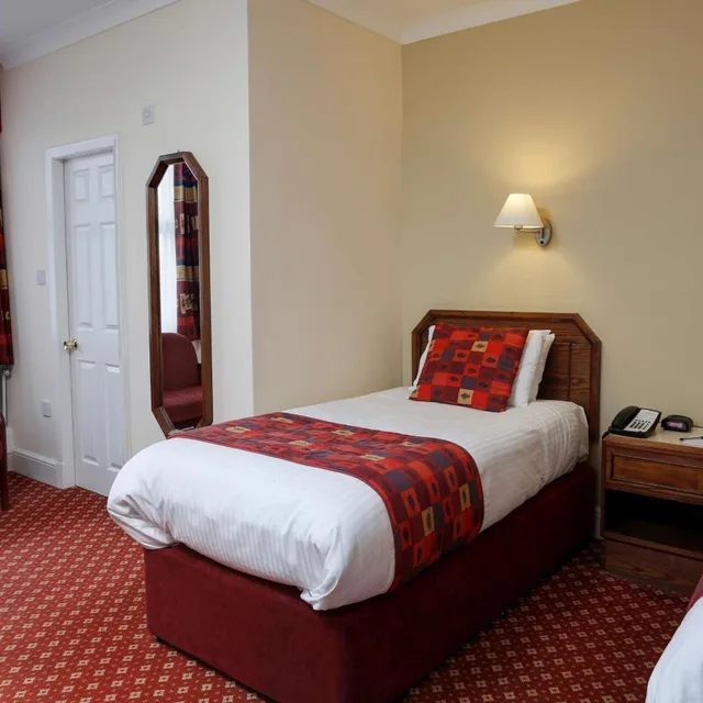 غرفة ثلاثية، Belvilla Crewe Arms Hotel 2/6